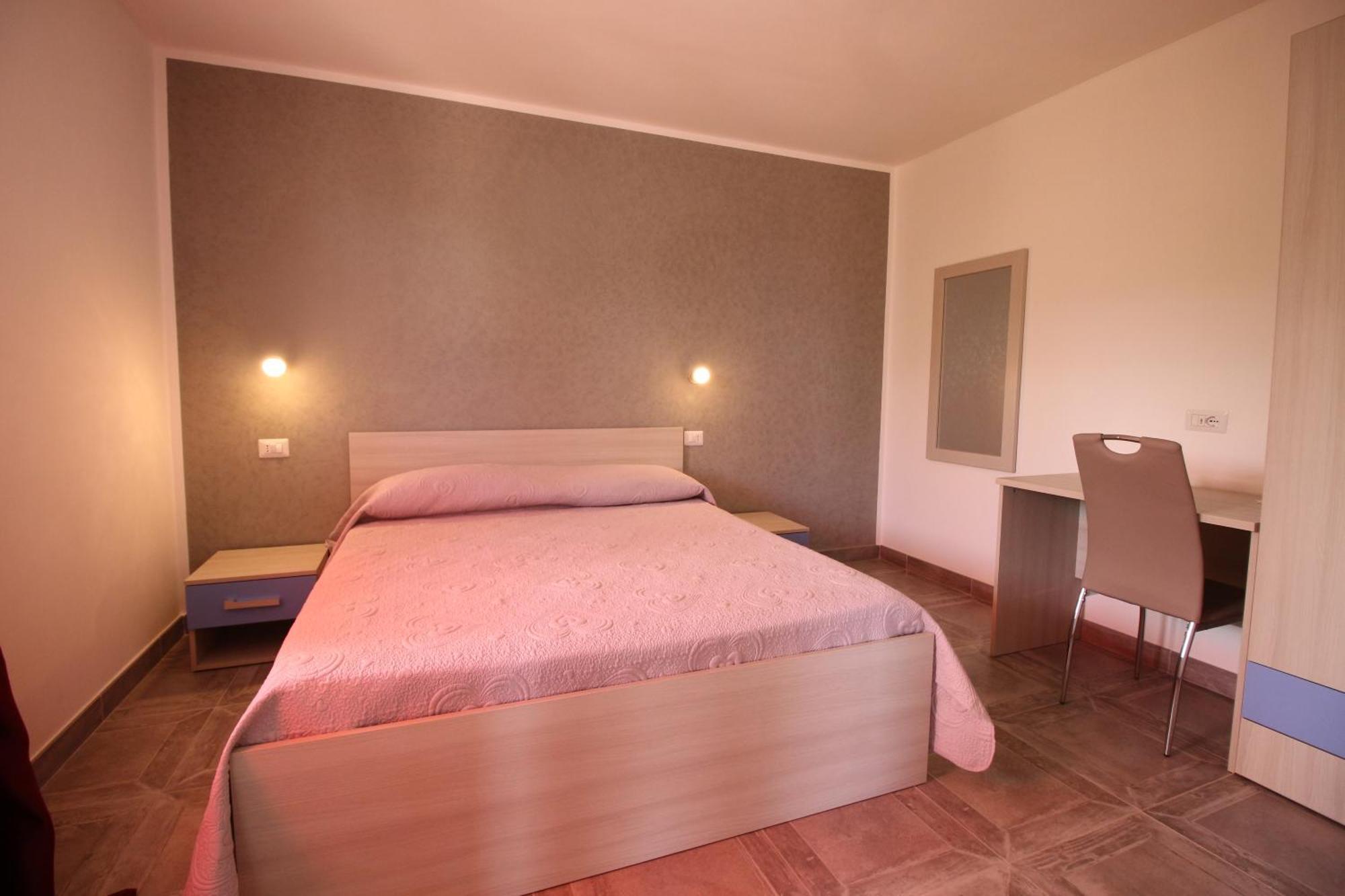 Chiaro Di Luna Apartment Santa Domenica  Cameră foto